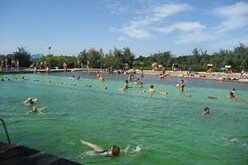 Großes Schwimmbecken Großes Schwimmbecken